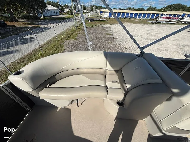 Slide: The Image of Cypress Cay Seabreeze 232 Freedom 2023 - 16854549