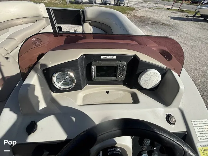 Slide: The Image of Cypress Cay Seabreeze 232 Freedom 2023 - 16854537