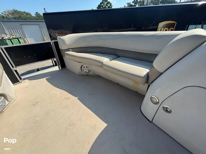 Slide: The Image of Cypress Cay Seabreeze 232 Freedom 2023 - 16678282