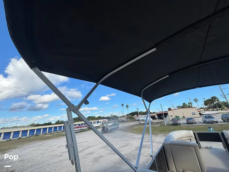 Slide: The Image of Cypress Cay Seabreeze 232 Freedom 2023 - 16854568