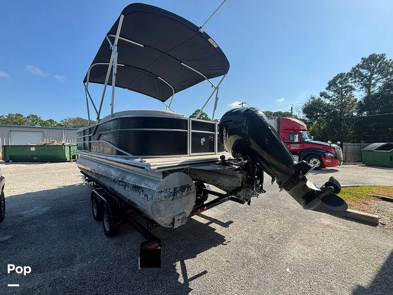 Slide: The Image of Cypress Cay Seabreeze 232 Freedom 2023 - 16678252