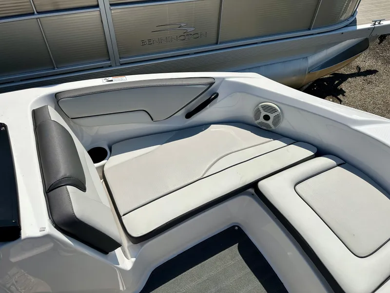 Slide: The Image of Yamaha 190 AR 2023 - 11