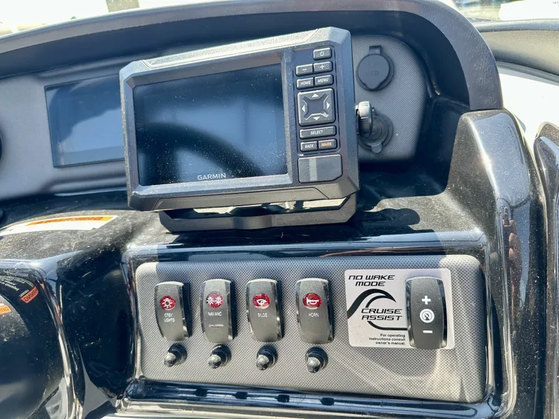 Slide: The Image of Yamaha 190 AR 2023 - 16