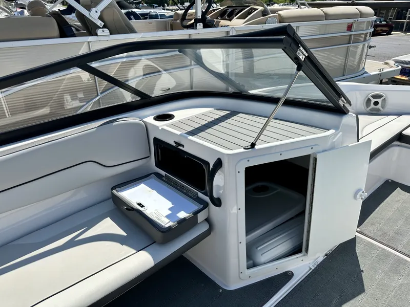 Slide: The Image of Yamaha 190 AR 2023 - 21