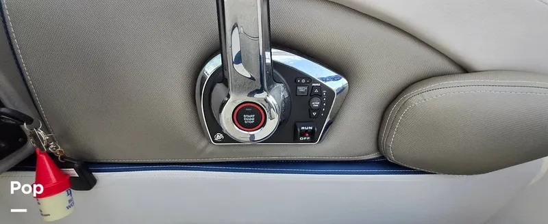 Slide: The Image of Crownline Boats 290SXX 2024 - 16684914