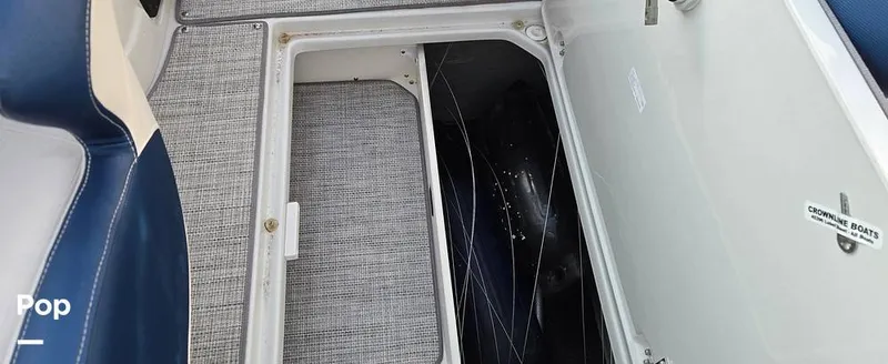 Slide: The Image of Crownline Boats 290SXX 2024 - 16684945