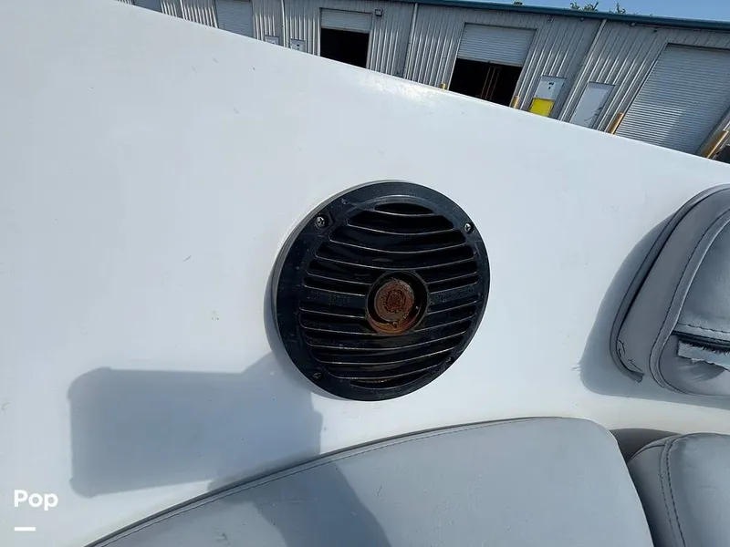 Slide: The Image of Bayliner VR6 2023 - 16679942