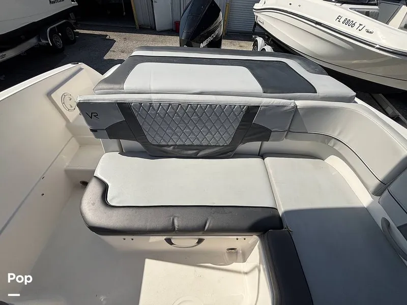 Slide: The Image of Bayliner VR6 2023 - 16679891