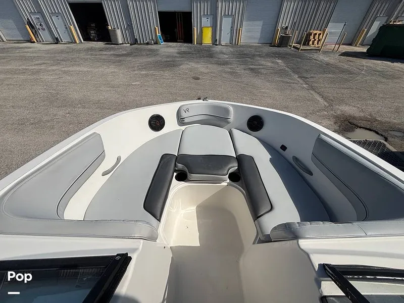 Slide: The Image of Bayliner VR6 2023 - 16679937