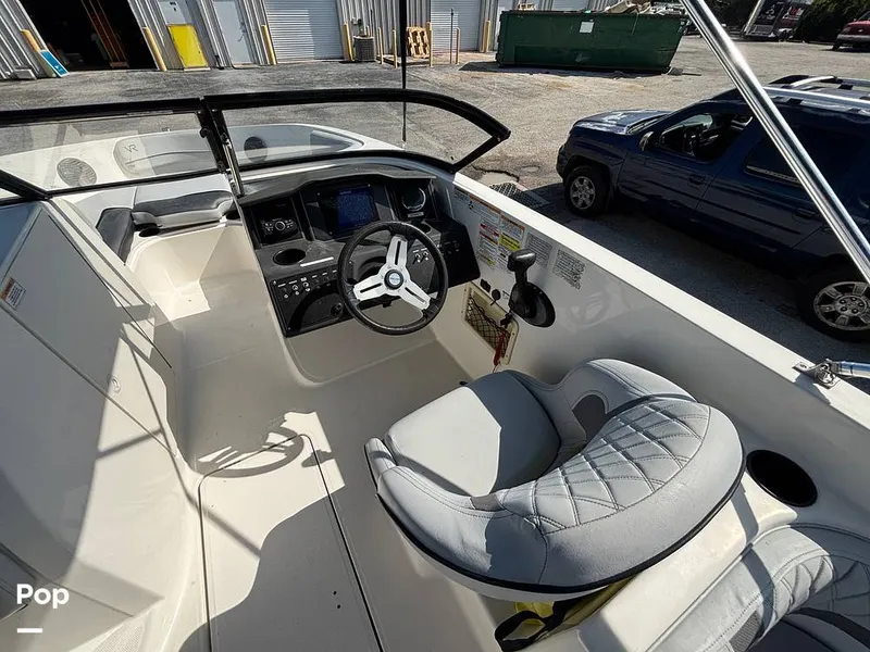 Slide: The Image of Bayliner VR6 2023 - 16679917