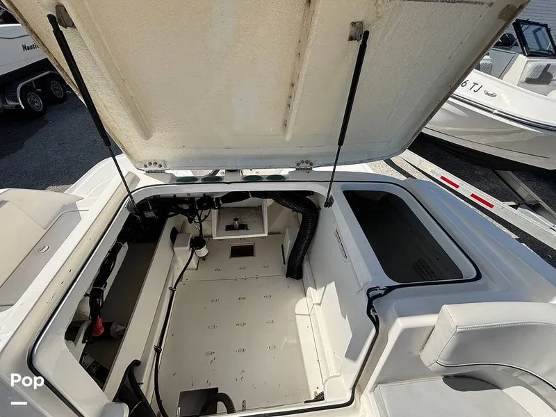 Slide: The Image of Bayliner VR6 2023 - 16679897
