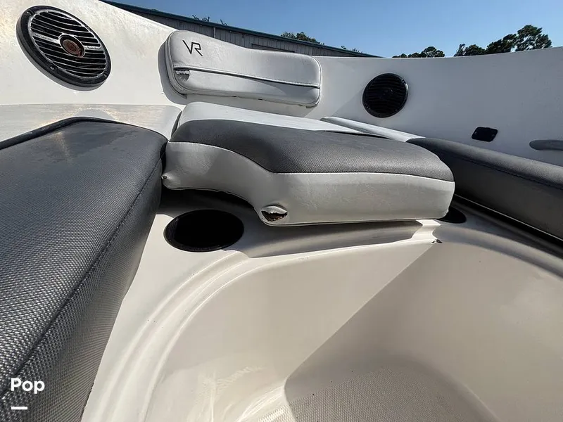 Slide: The Image of Bayliner VR6 2023 - 16679939