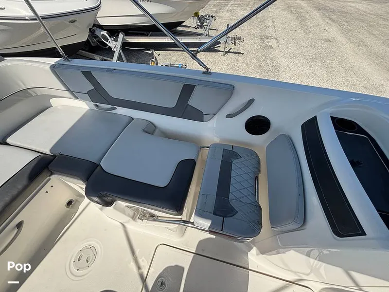 Slide: The Image of Bayliner VR6 2023 - 16679908