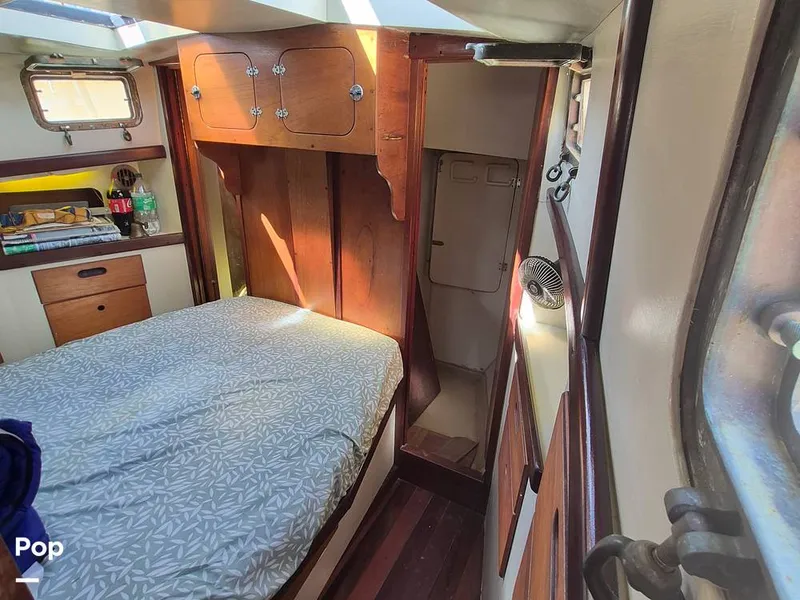 Slide: The Image of Starboard Stateroom Access. Shower And Bow Access - 16736640