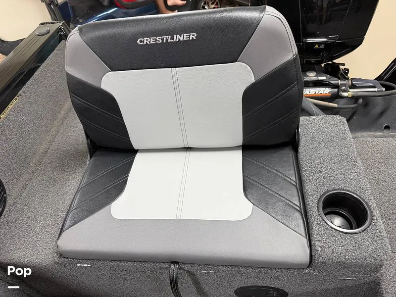 Slide: The Image of Crestliner Raptor 1750 2020 - 16698615