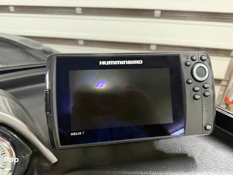 Slide: The Image of Crestliner Raptor 1750 2020 - 16698618