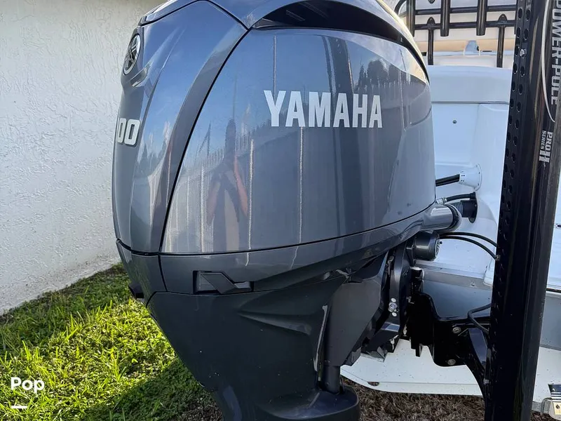Slide: The Image of Sea Hunt Ultra 229 2024 - 16728824