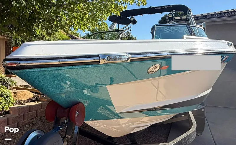 Slide: The Image of Mastercraft XT23 2017 - 16820075
