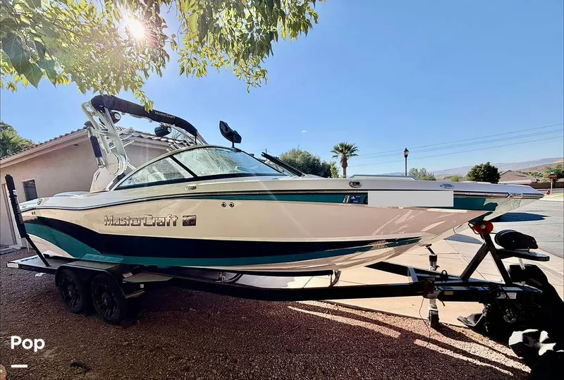 Slide: The Image of Mastercraft XT23 2017 - 16820070