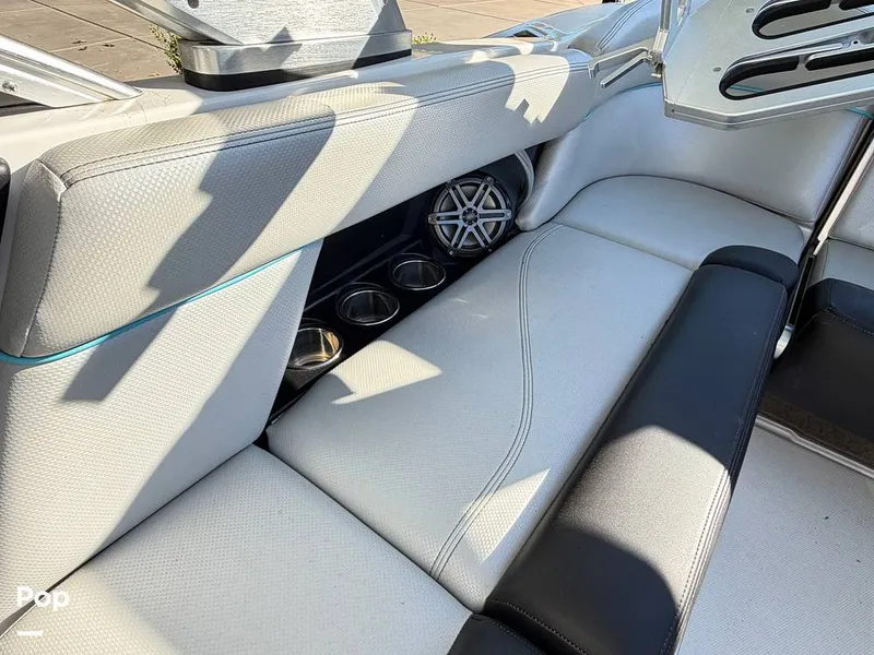 Slide: The Image of Mastercraft XT23 2017 - 16811437