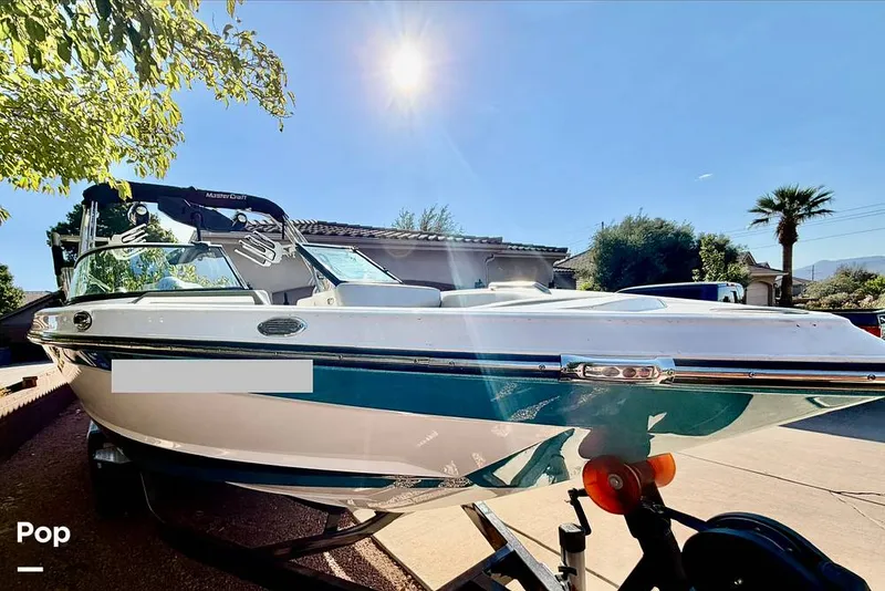 Slide: The Image of Mastercraft XT23 2017 - 16820071