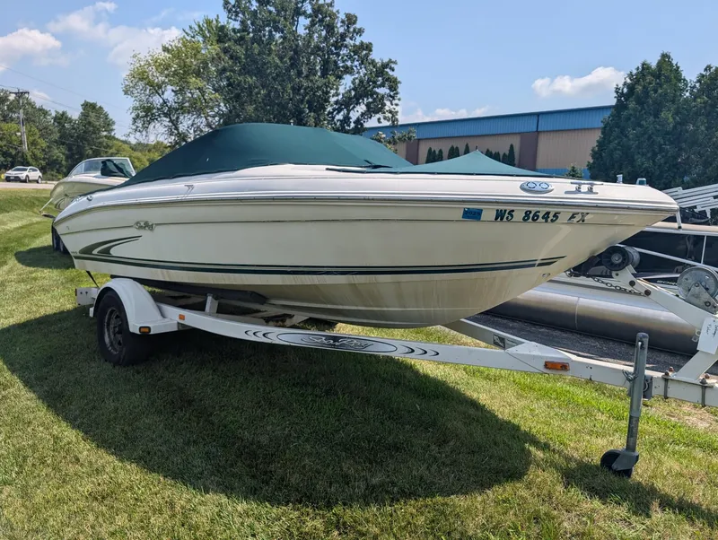 Slide: The Image of Sea Ray 185 BR 2000 - 1