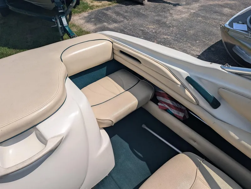 Slide: The Image of Sea Ray 185 BR 2000 - 18