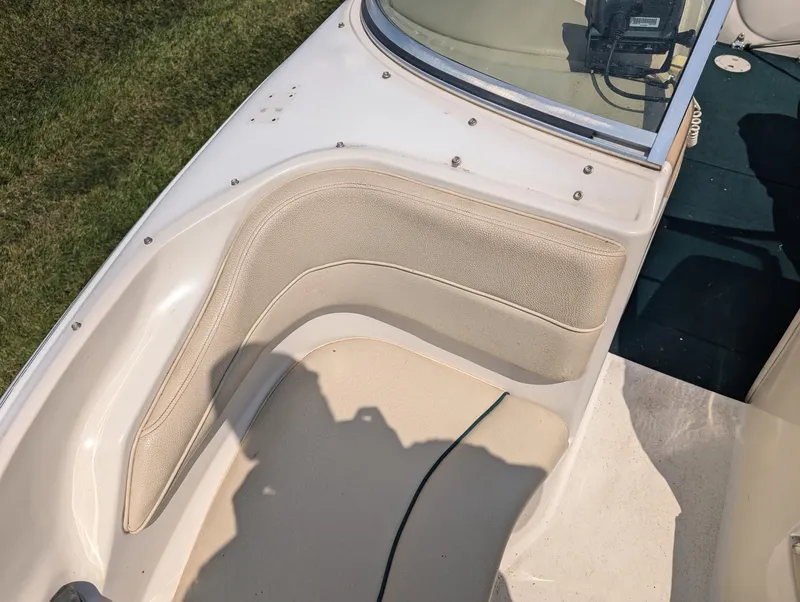 Slide: The Image of Sea Ray 185 BR 2000 - 5