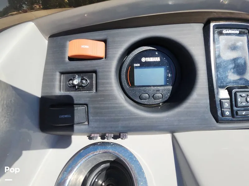 Slide: The Image of Bennington SX22 Fish and Cruise 2022 - 16776453