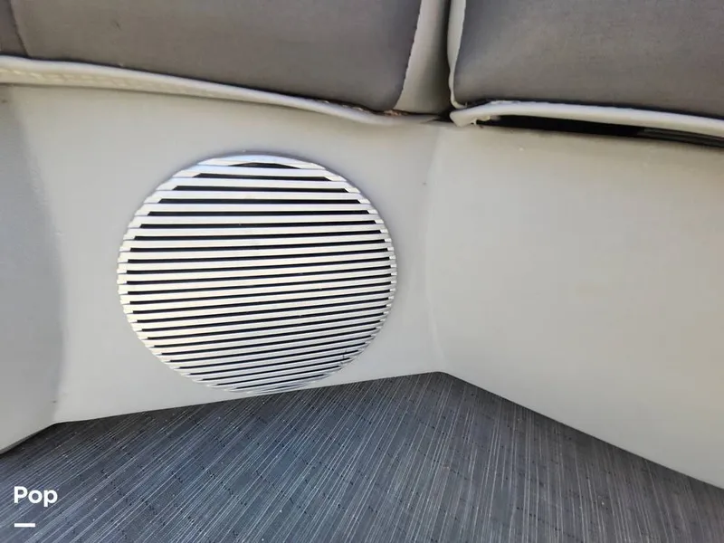 Slide: The Image of Bennington SX22 Fish and Cruise 2022 - 16776480