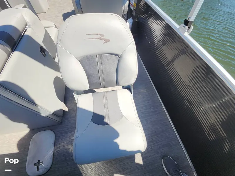 Slide: The Image of Bennington SX22 Fish and Cruise 2022 - 16776463