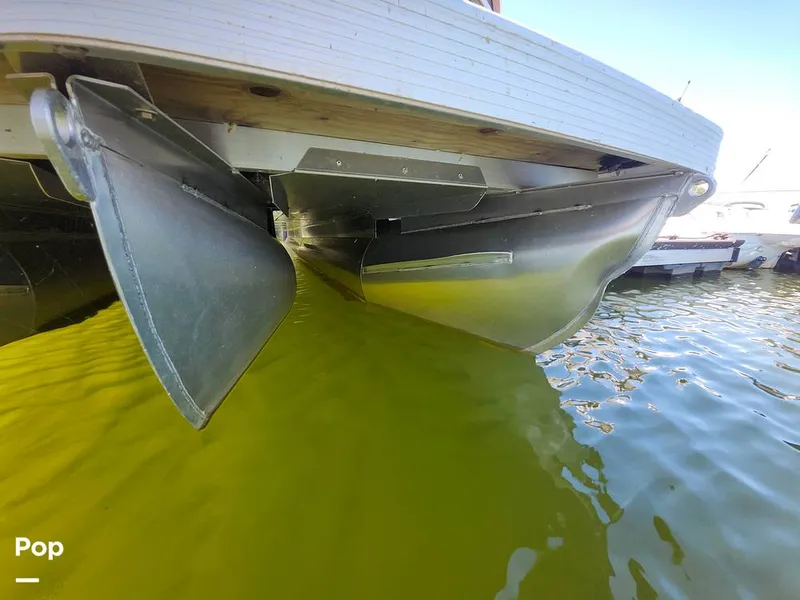 Slide: The Image of Bennington SX22 Fish and Cruise 2022 - 16776481