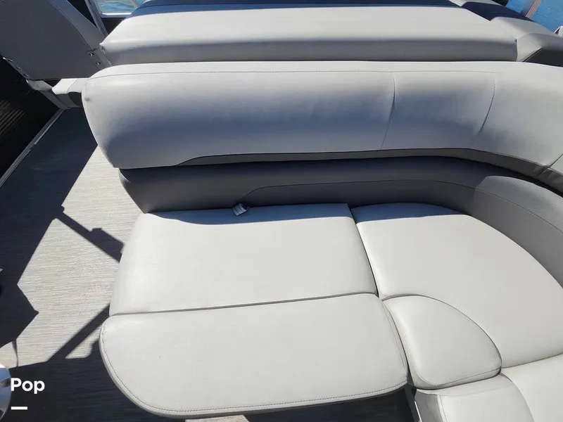 Slide: The Image of Bennington SX22 Fish and Cruise 2022 - 16776456