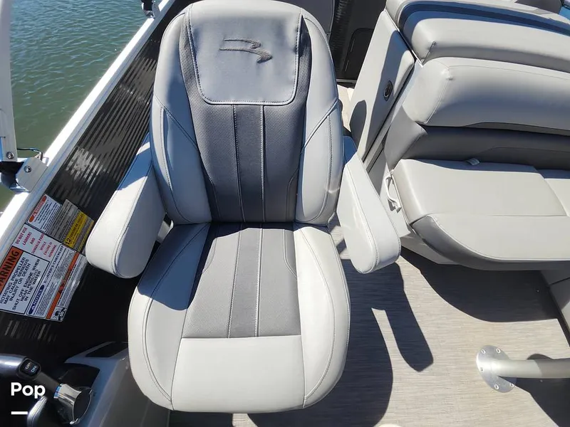 Slide: The Image of Bennington SX22 Fish and Cruise 2022 - 16776444