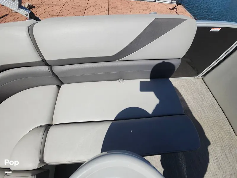 Slide: The Image of Bennington SX22 Fish and Cruise 2022 - 16776458