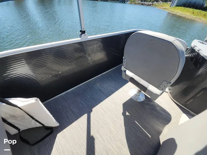 Slide: The Image of Bennington SX22 Fish and Cruise 2022 - 16776460