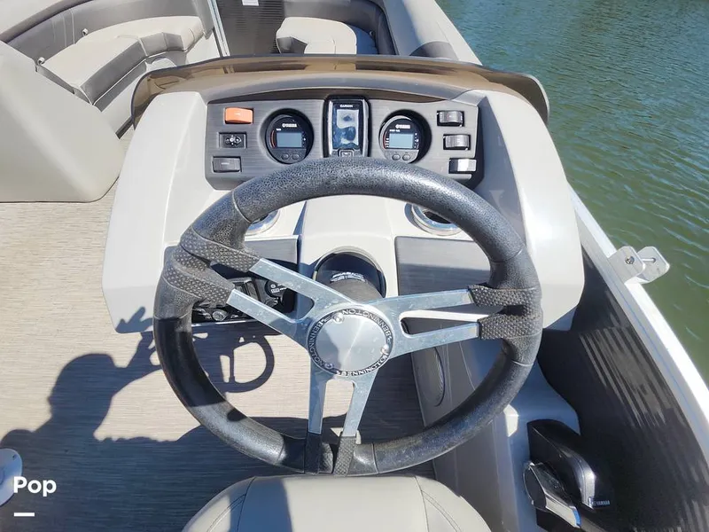 Slide: The Image of Bennington SX22 Fish and Cruise 2022 - 16776449
