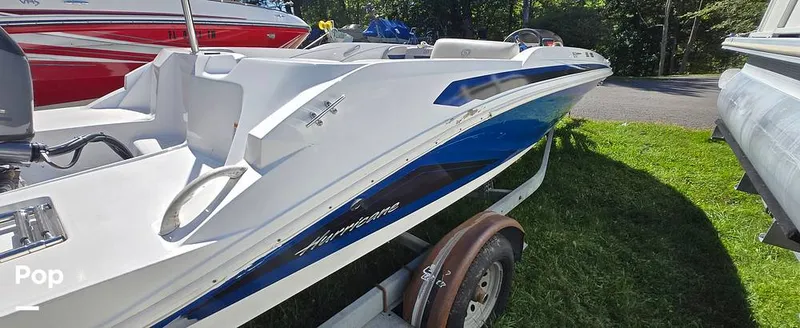 Slide: The Image of Hurricane Sundeck Sport 185 OB 2023 - 16775749