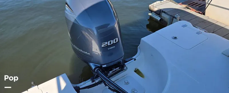 Slide: The Image of Hurricane Sundeck Sport 185 OB 2023 - 16744574