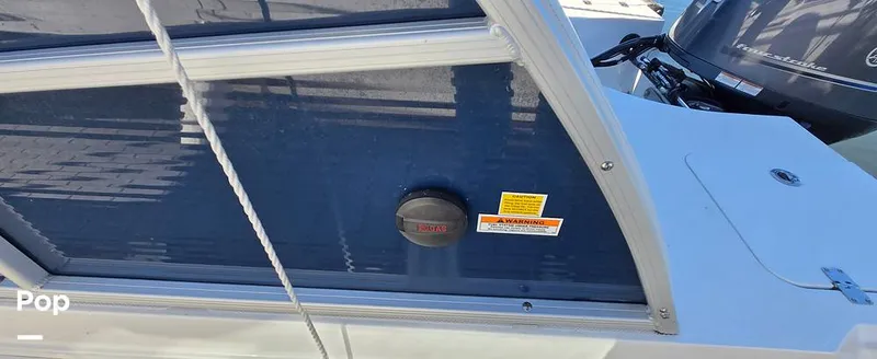 Slide: The Image of Hurricane Sundeck Sport 185 OB 2023 - 16744553