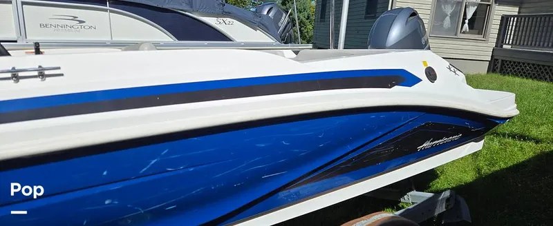 Slide: The Image of Hurricane Sundeck Sport 185 OB 2023 - 16775745