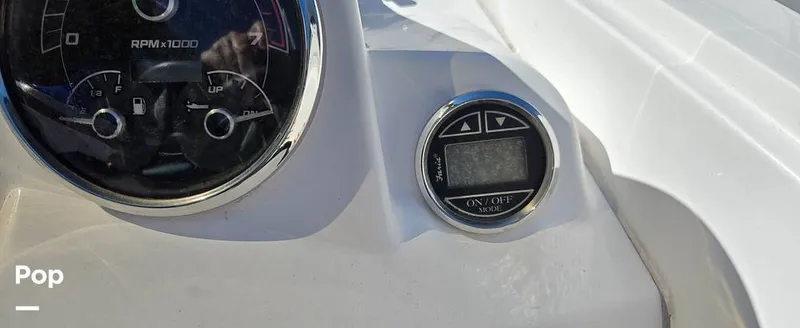 Slide: The Image of Hurricane Sundeck Sport 185 OB 2023 - 16775772