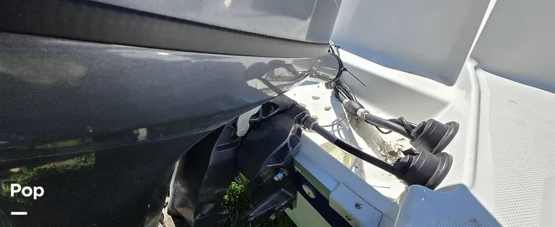 Slide: The Image of Hurricane Sundeck Sport 185 OB 2023 - 16775762