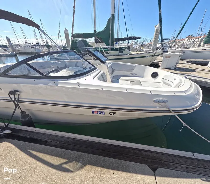Slide: The Image of Bayliner VR5 2025 - 16720790