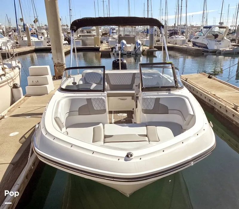 Slide: The Image of Bayliner VR5 2025 - 16720777