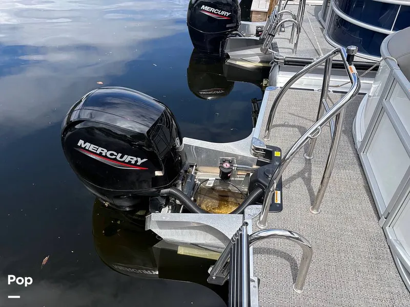 Slide: The Image of Mercury 150HP 4-stroke - 16696818