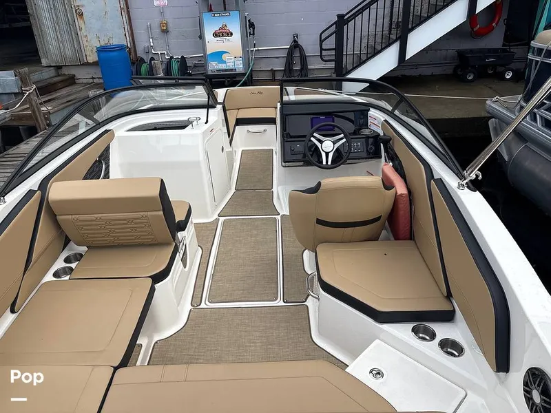 Slide: The Image of Ample Seating - 16696841