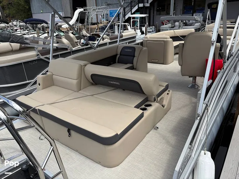 Slide: The Image of Reversable Lounger - 16697090