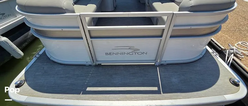 Slide: The Image of Bennington 21 SL 2022 - 16730178