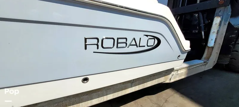 Slide: The Image of Robalo R222 2022 - 16765729
